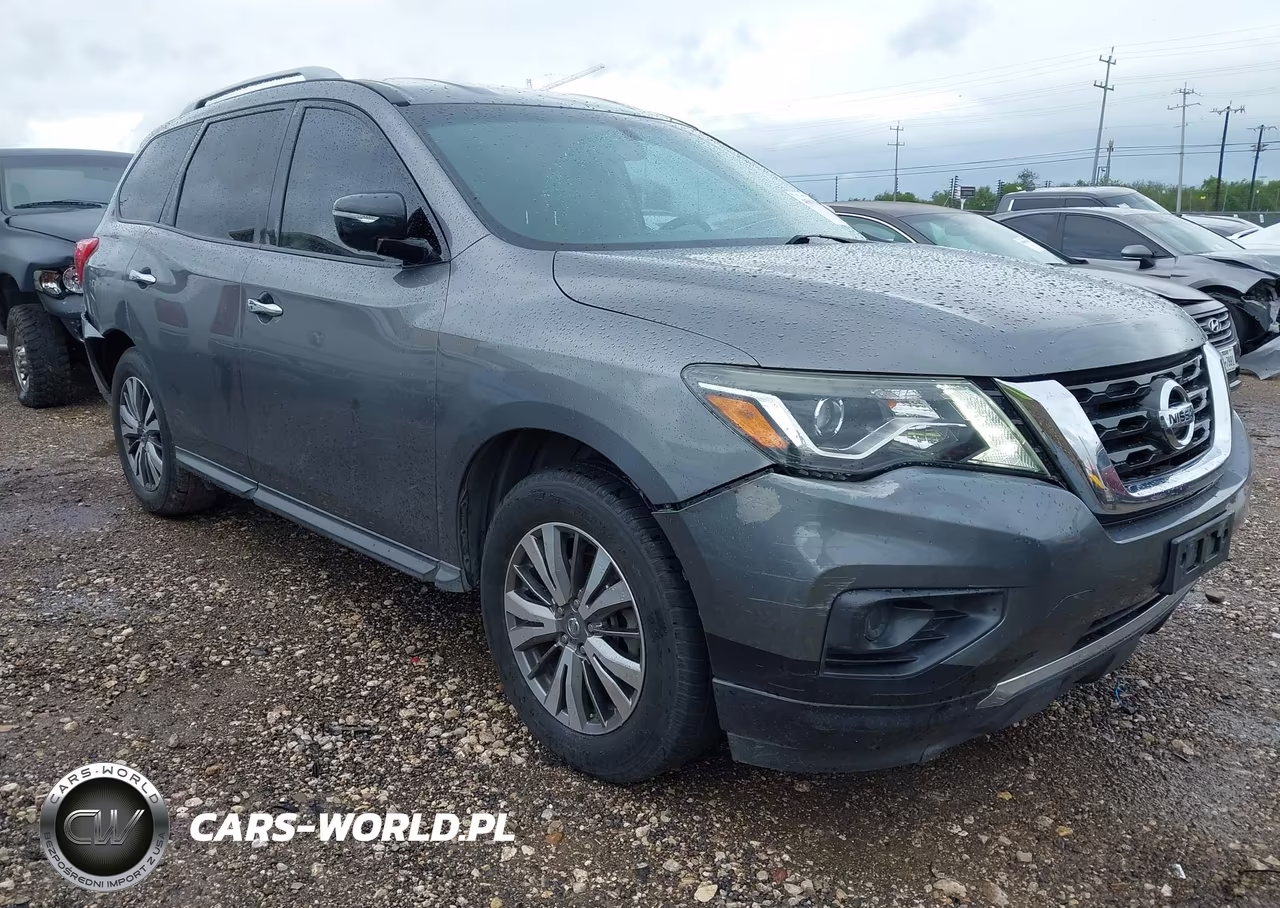2018 Nissan Pathfinder S
