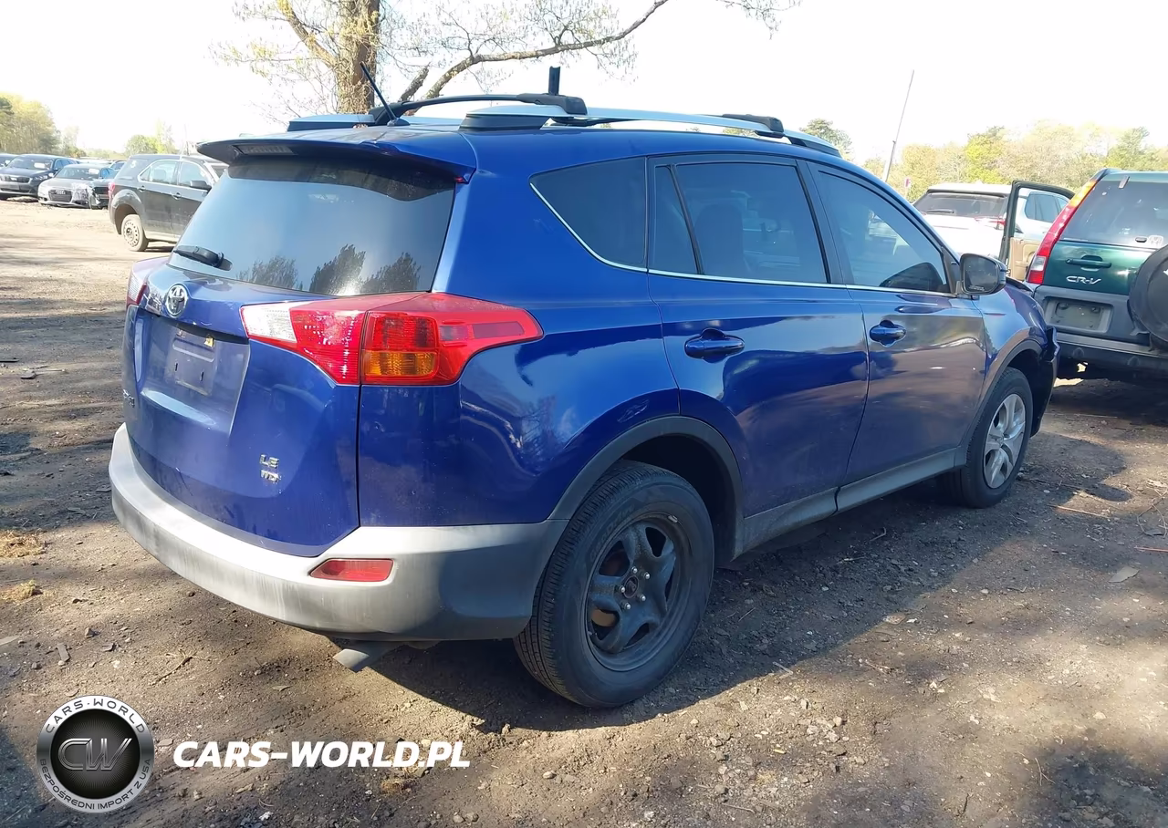 2015 Toyota Rav4 Le VIN:2T3BFREV4FW397104 - 4