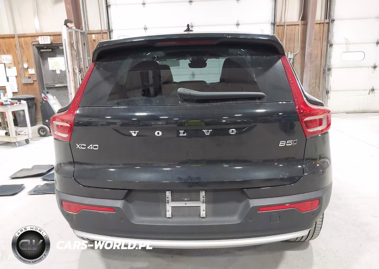 2025 Volvo Xc40 B5 Plus Bright Theme VIN:YV4L12UEXS2513465 - 16