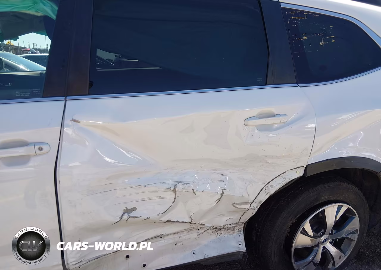 2019 Subaru Ascent Premium VIN:4S4WMACD4K3480026 - 6