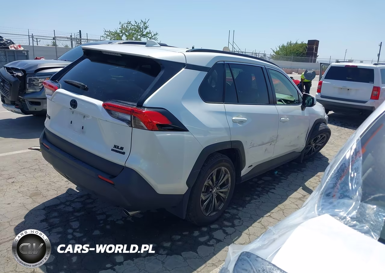 2024 Toyota Rav4 Hybrid Xle Premium VIN:JTMB6RFV3RD560390 - 4