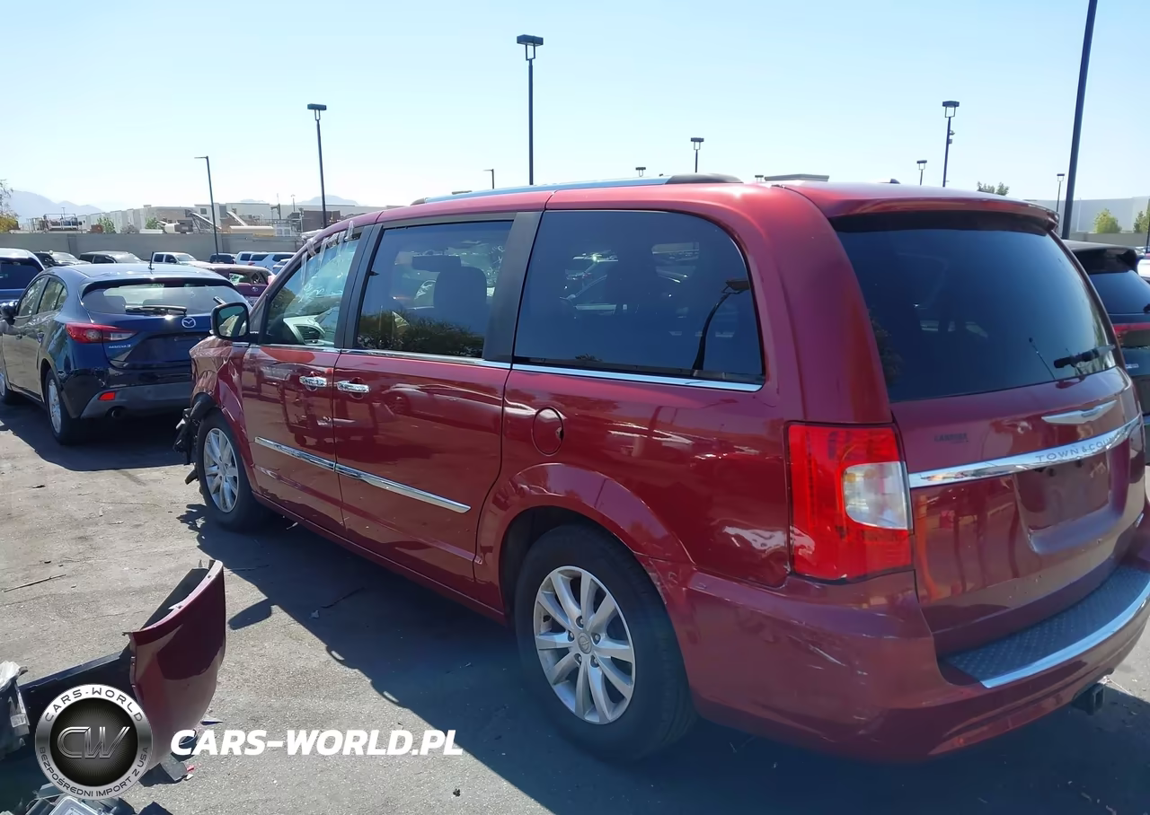 2016 Chrysler Town & Country Limited Platinum VIN:2C4RC1GG2GR135388 - 14