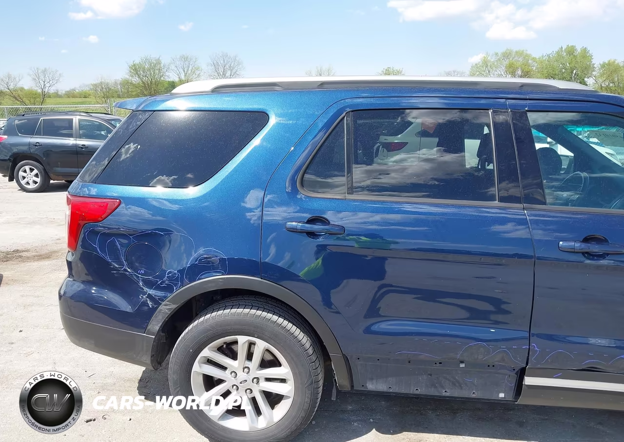 2017 Ford Explorer Xlt VIN:1FM5K7DH5HGB21355 - 6