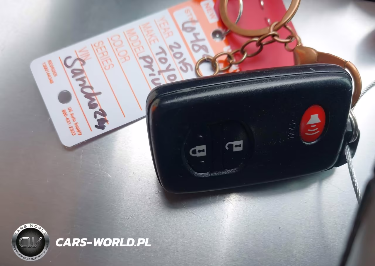 2015 Toyota Prius Four VIN:JTDKN3DU7F1913947 - 11