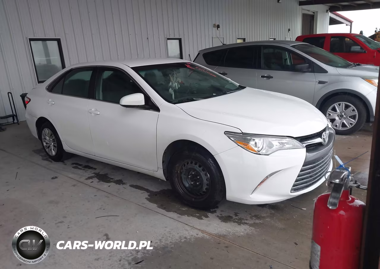 2015 Toyota Camry Le