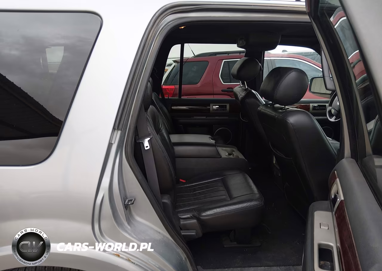 2006 Lincoln Navigator Luxury-Ultimate VIN:5LMFU28576LJ07413 - 8