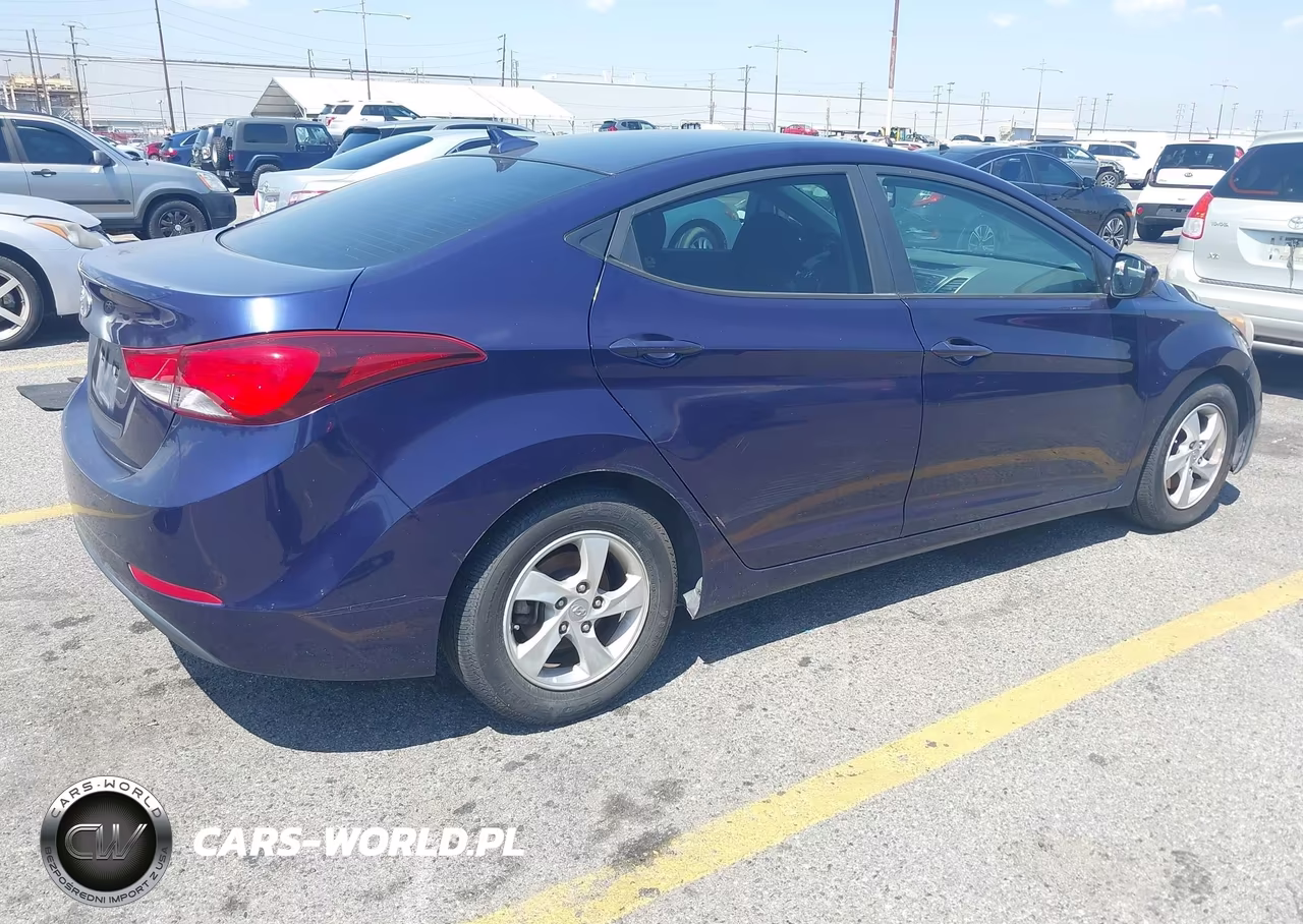 2014 Hyundai Elantra Se VIN:5NPDH4AE0EH533231 - 4