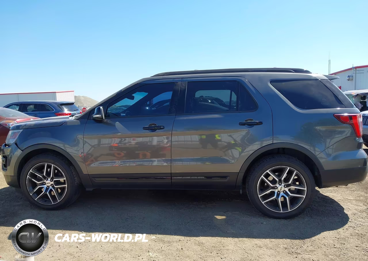 2016 Ford Explorer Sport VIN:1FM5K8GT5GGA85476 - 14