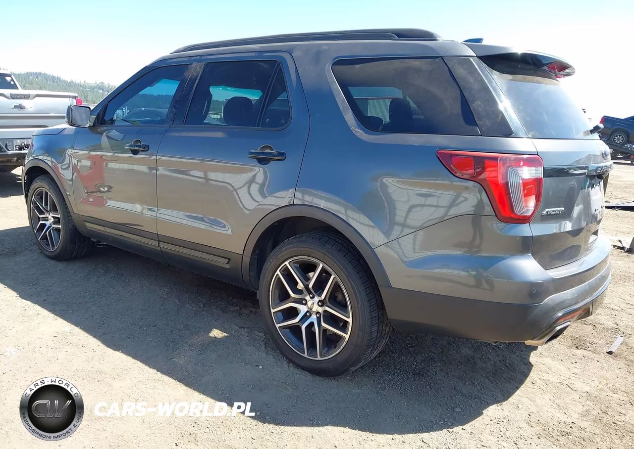 2016 Ford Explorer Sport VIN:1FM5K8GT5GGA85476 - 3