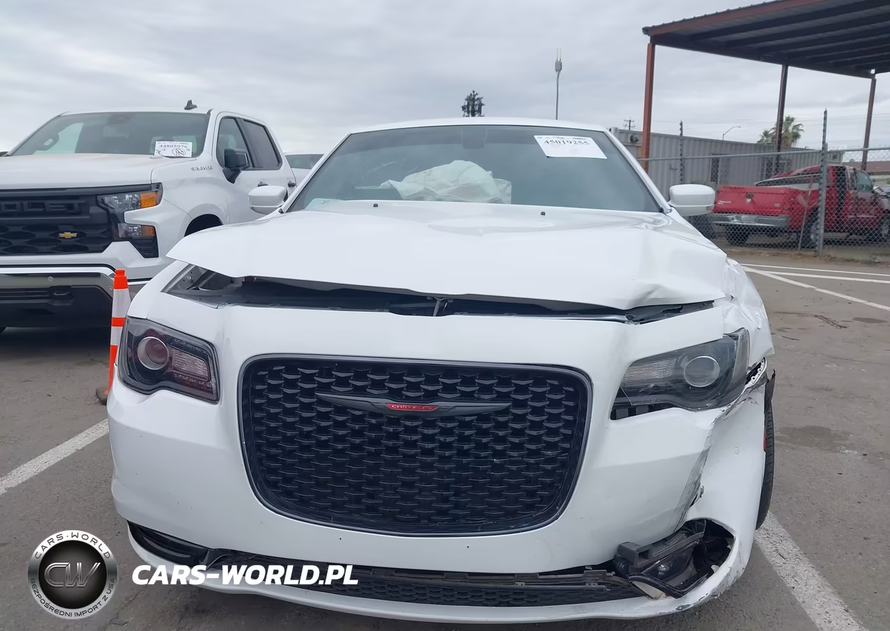 2022 Chrysler 300 S VIN:2C3CCABG7NH214396 - 12