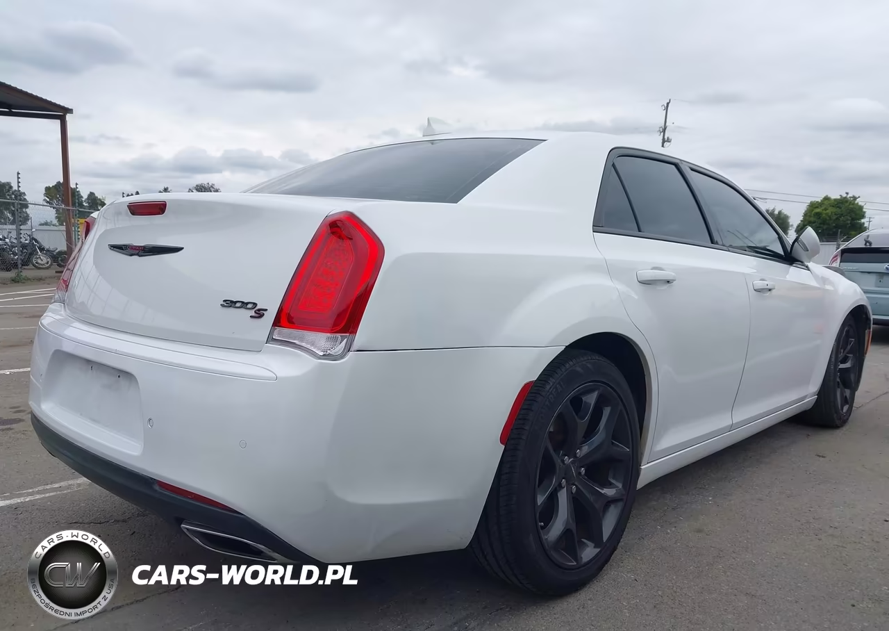 2022 Chrysler 300 S VIN:2C3CCABG7NH214396 - 4