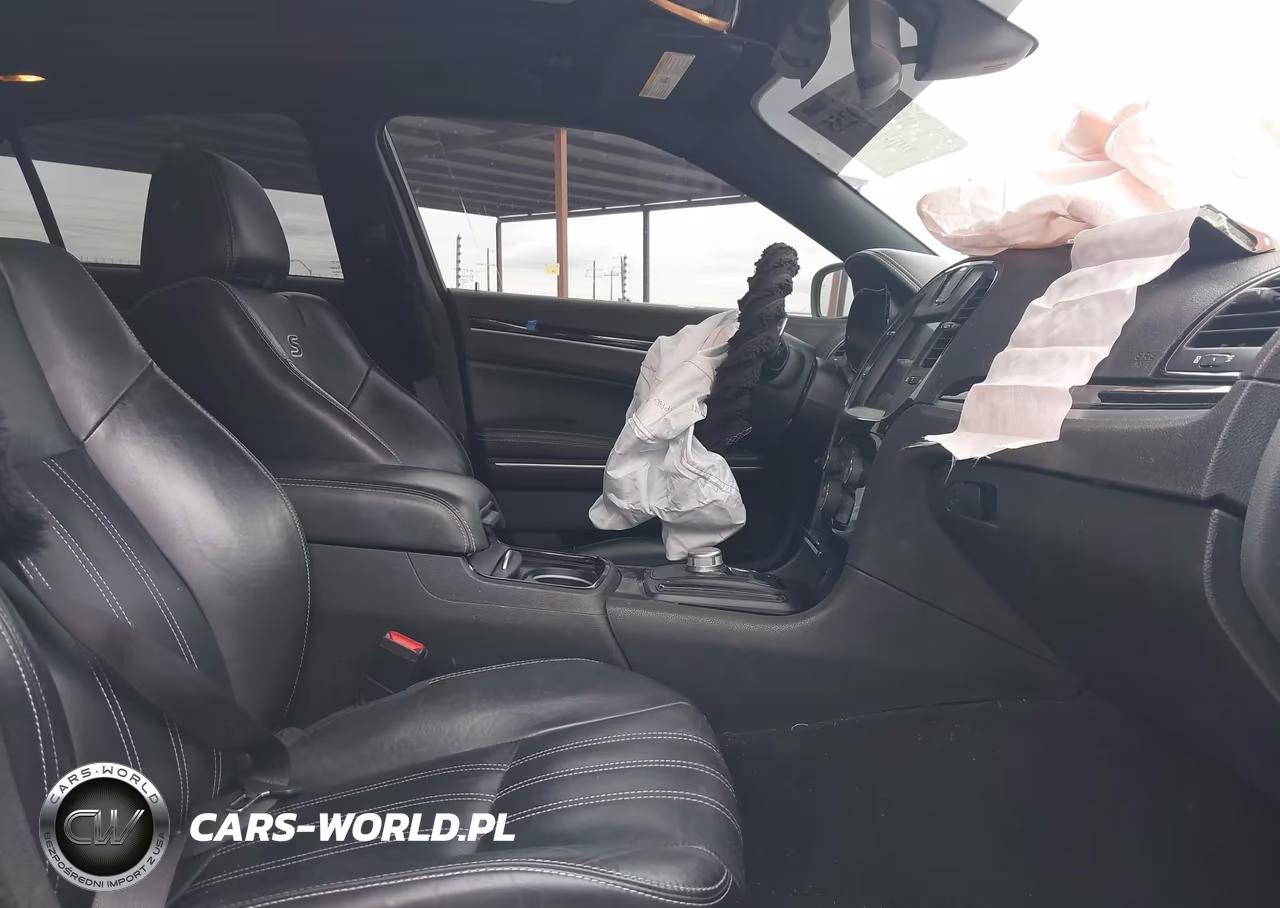 2022 Chrysler 300 S VIN:2C3CCABG7NH214396 - 5