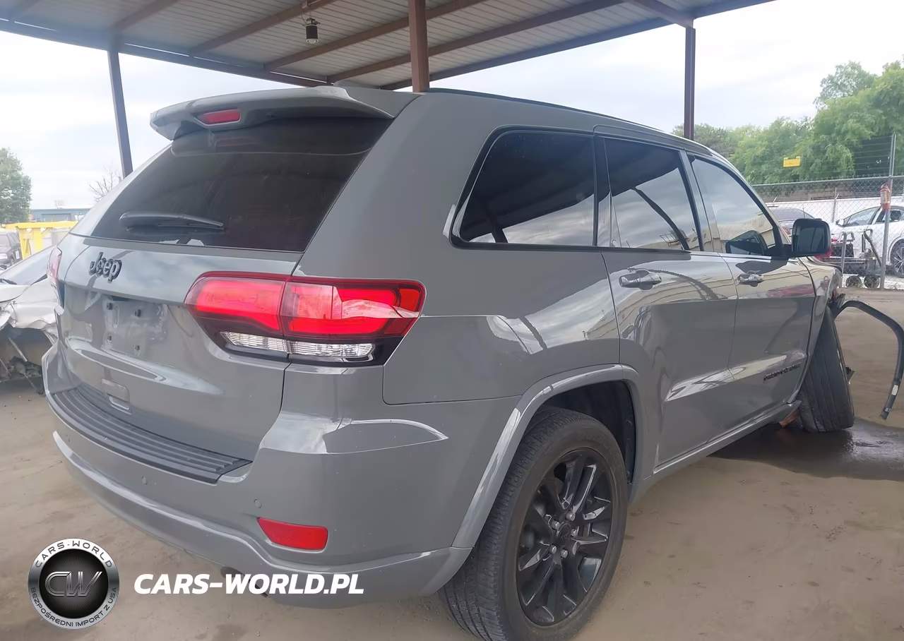 2021 Jeep Grand Cherokee Laredo X 4X4 VIN:1C4RJFAG8MC651951 - 4