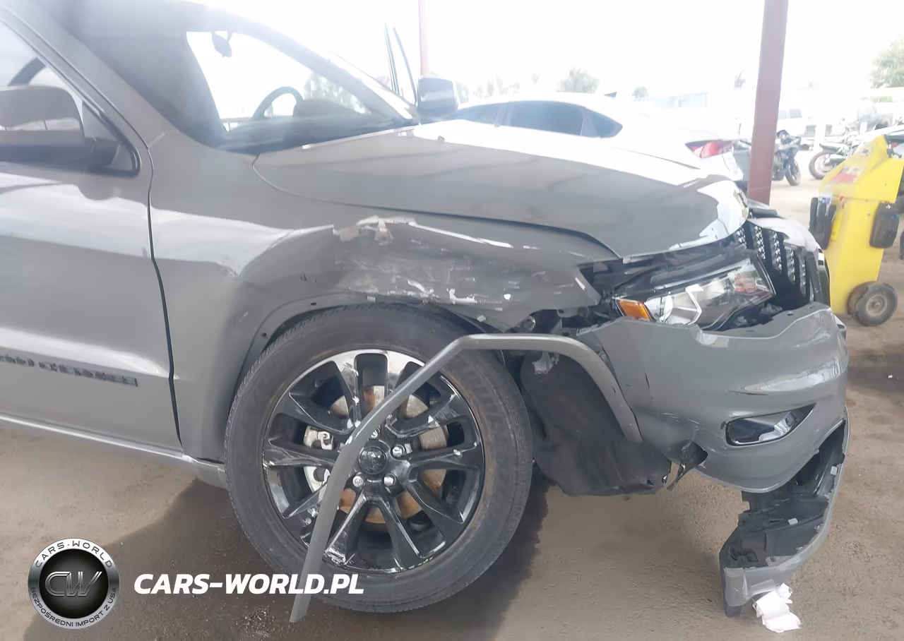 2021 Jeep Grand Cherokee Laredo X 4X4 VIN:1C4RJFAG8MC651951 - 6