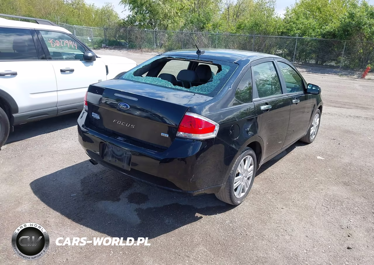 2010 Ford Focus Sel VIN:1FAHP3HN3AW158899 - 4