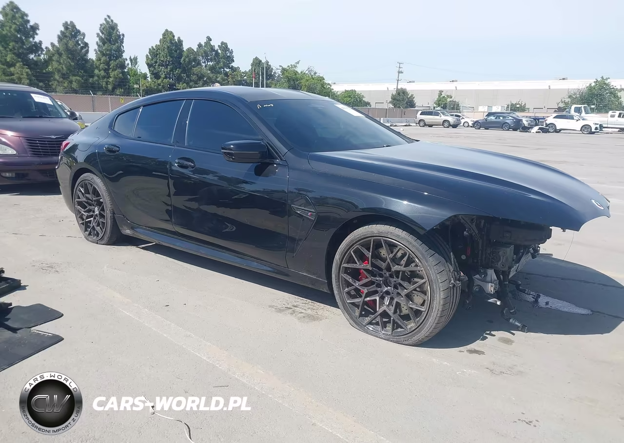 2023 BMW M8 Coupe