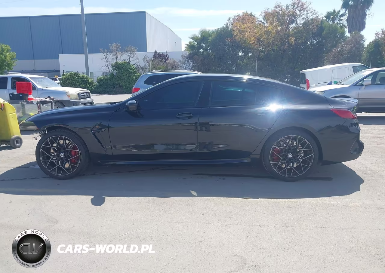 2023 BMW M8 Coupe VIN:WBSGV0C00PCL61824 - 15