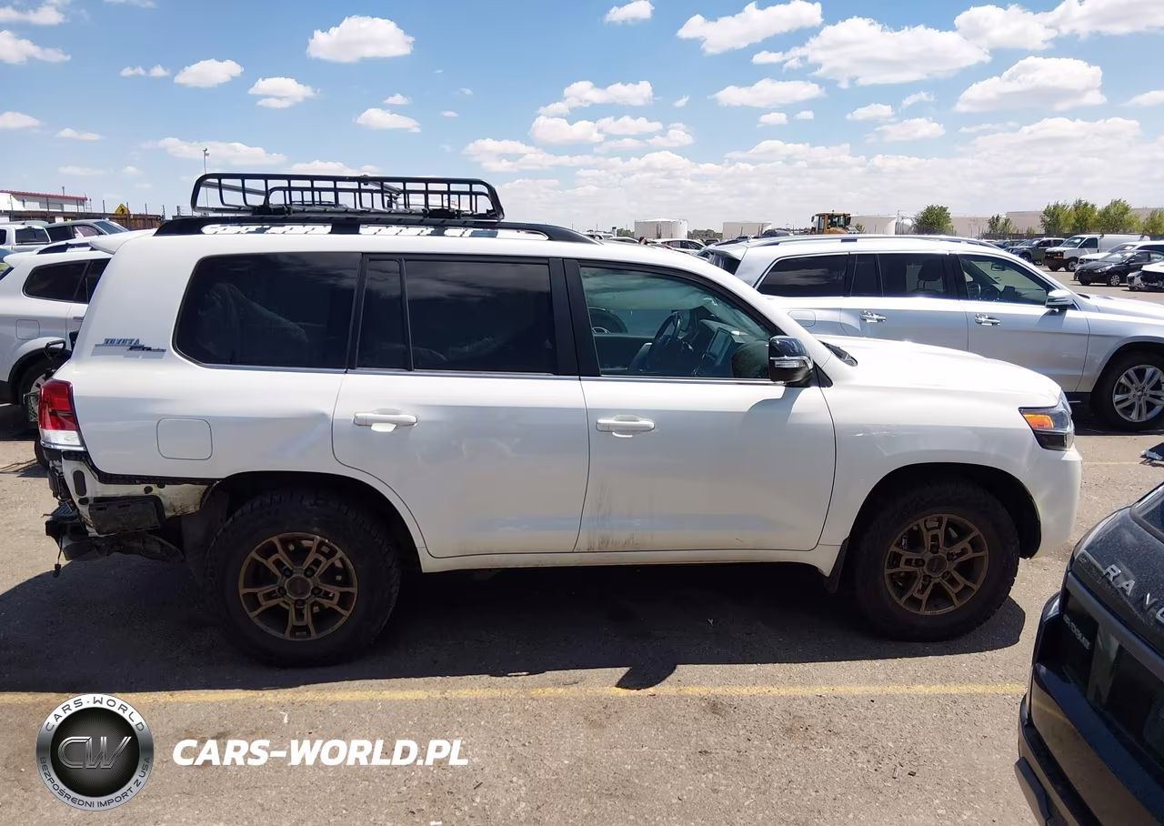 2021 Toyota Land Cruiser Heritage Edition VIN:JTMCY7AJ1M4101293 - 14