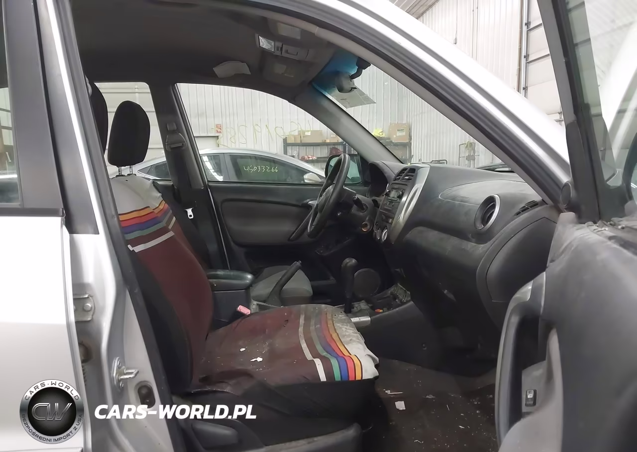 2004 Toyota Rav4 VIN:JTEGD20V640030423 - 5