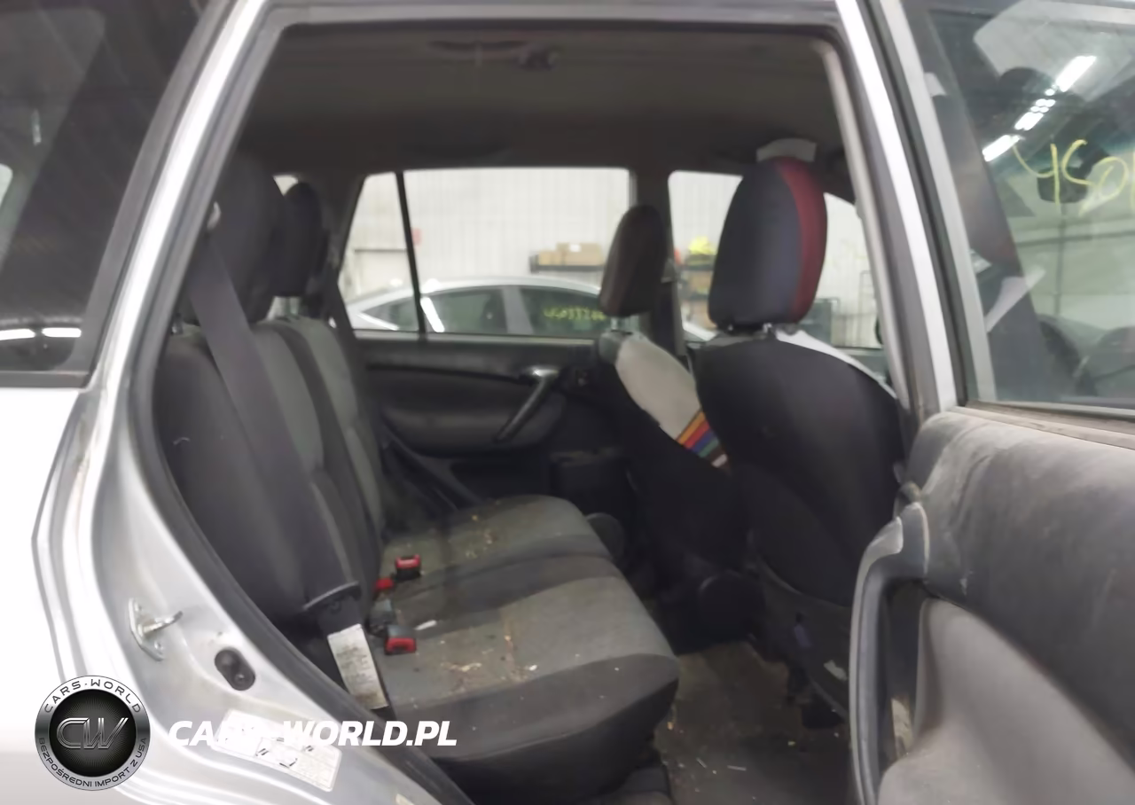 2004 Toyota Rav4 VIN:JTEGD20V640030423 - 8