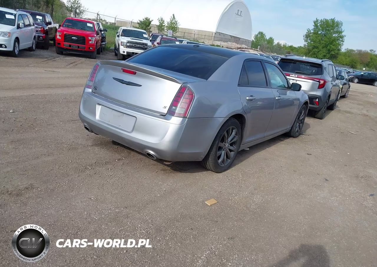 2014 Chrysler 300 300S VIN:2C3CCAGG7EH297871 - 4