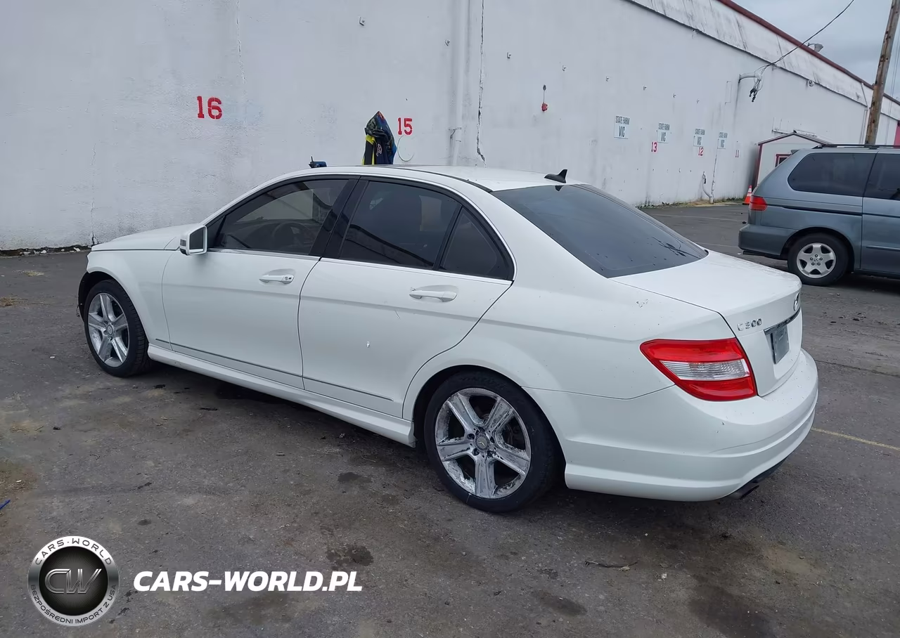 2010 Mercedes-Benz C 300 Luxury-Sport VIN:WDDGF5EB5AF412715 - 3