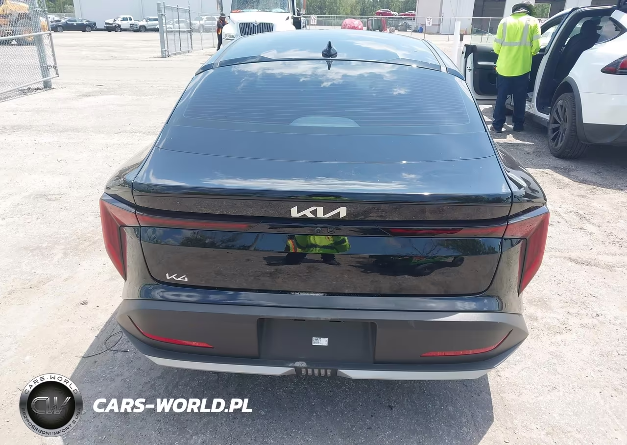2025 Kia K4 Lxs VIN:3KPFT4DE8SE195970 - 16