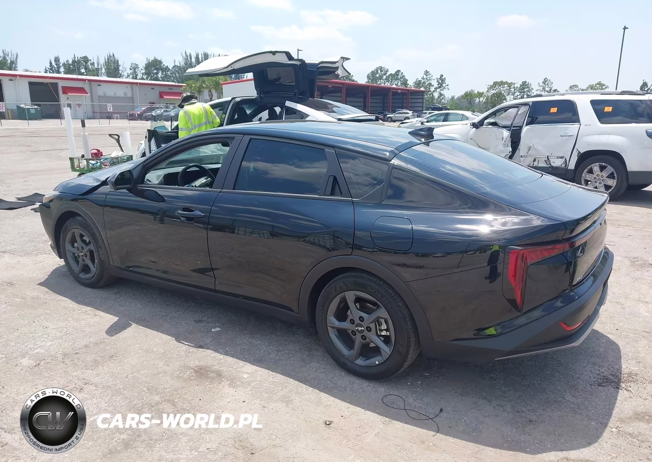 2025 Kia K4 Lxs VIN:3KPFT4DE8SE195970 - 3