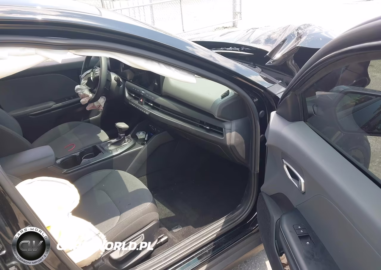 2025 Kia K4 Lxs VIN:3KPFT4DE8SE195970 - 5