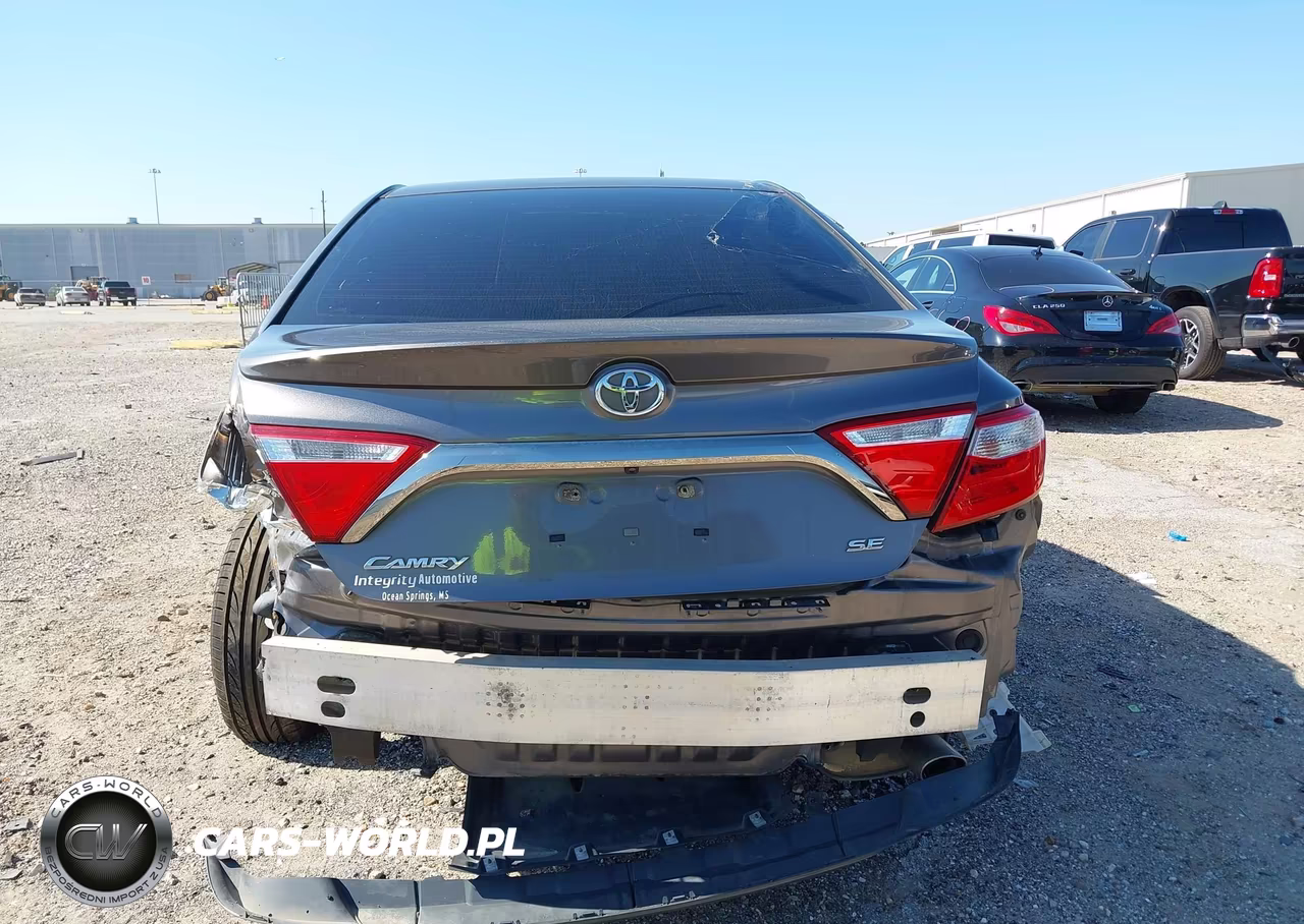 2017 Toyota Camry Se VIN:4T1BF1FKXHU338575 - 16