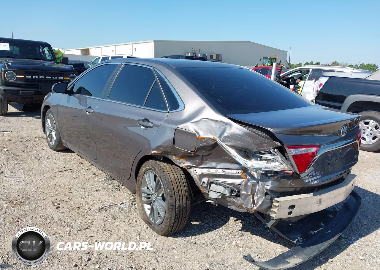 2017 Toyota Camry Se VIN:4T1BF1FKXHU338575 - 3