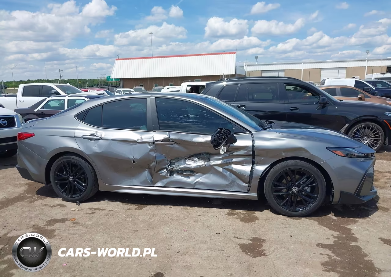 2025 Toyota Camry Se VIN:4T1DAACK5SU636101 - 13