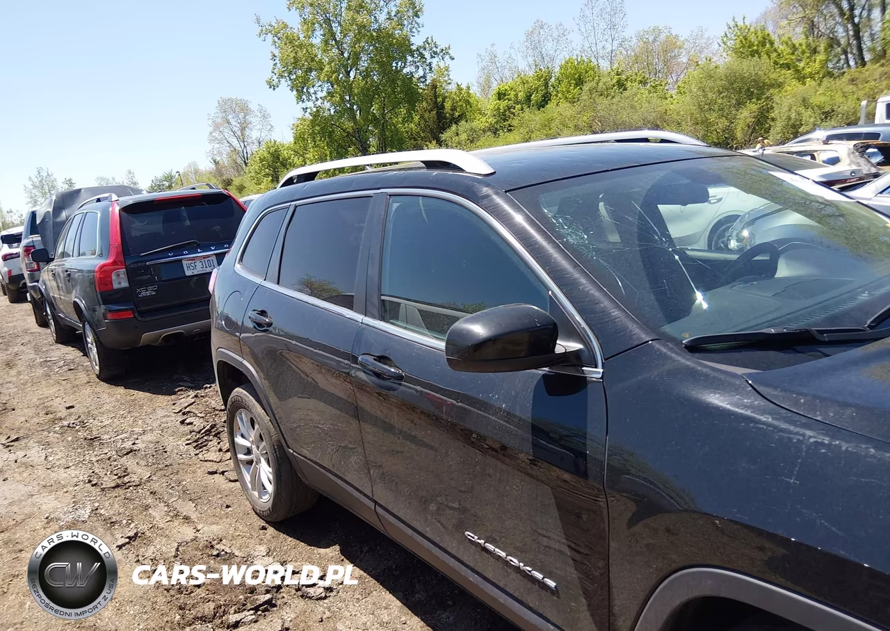 2019 Jeep Cherokee Latitude Fwd VIN:1C4PJLCB1KD265242 - 13