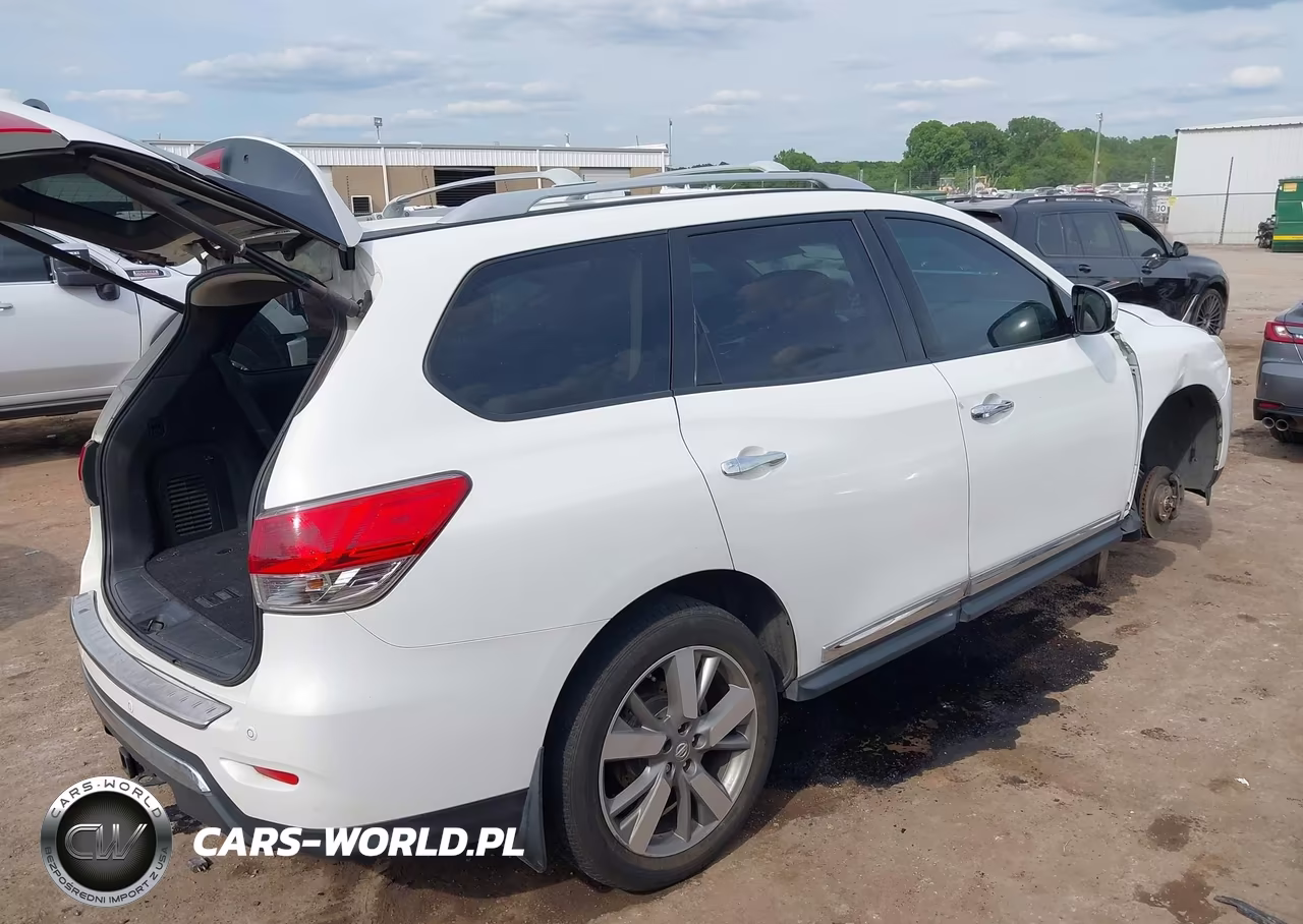 2014 Nissan Pathfinder Platinum VIN:5N1AR2MNXEC650001 - 4