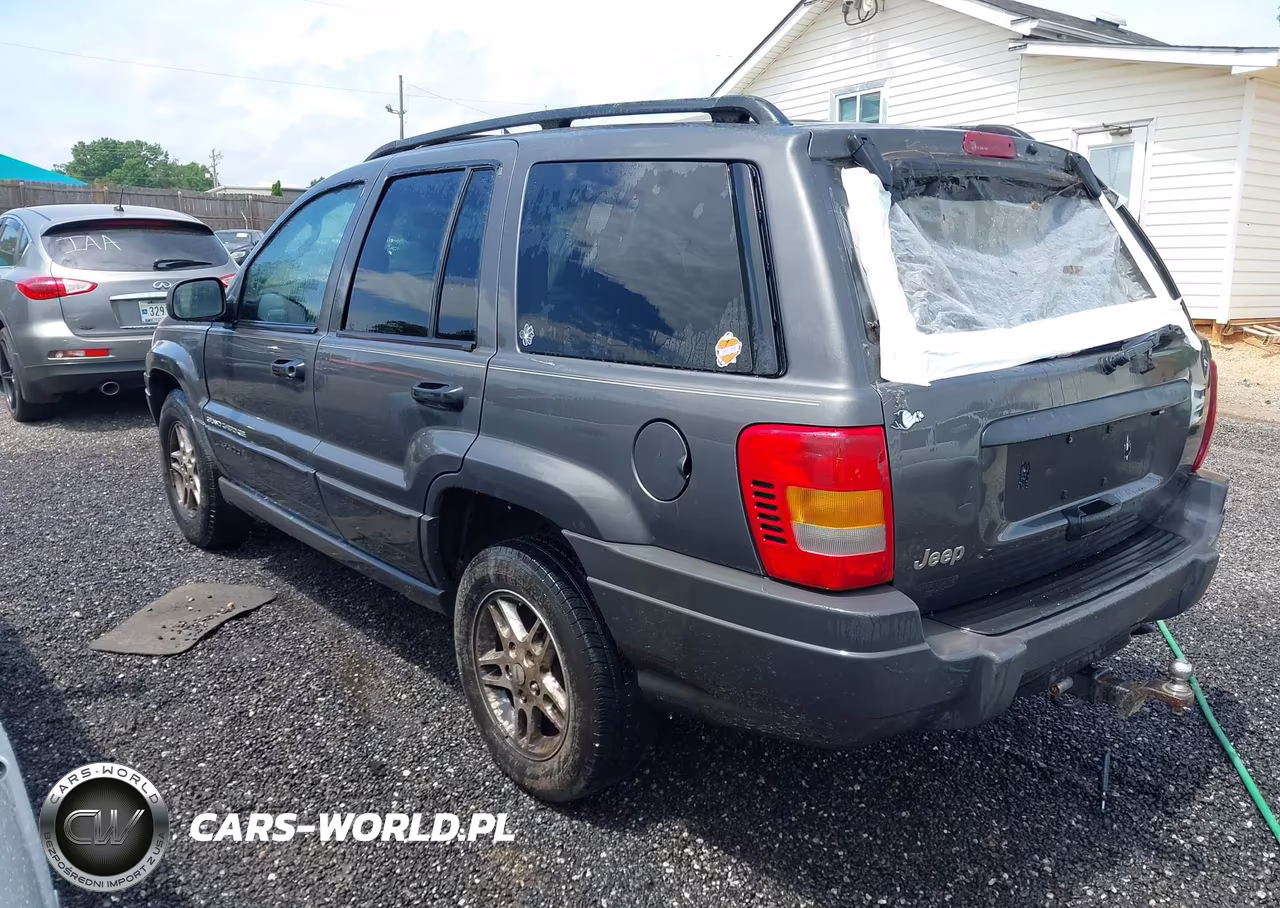 2004 Jeep Grand Cherokee Laredo VIN:1J4GX48S04C112643 - 3