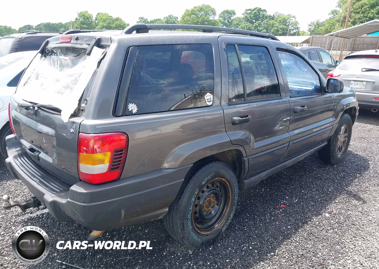 2004 Jeep Grand Cherokee Laredo VIN:1J4GX48S04C112643 - 4