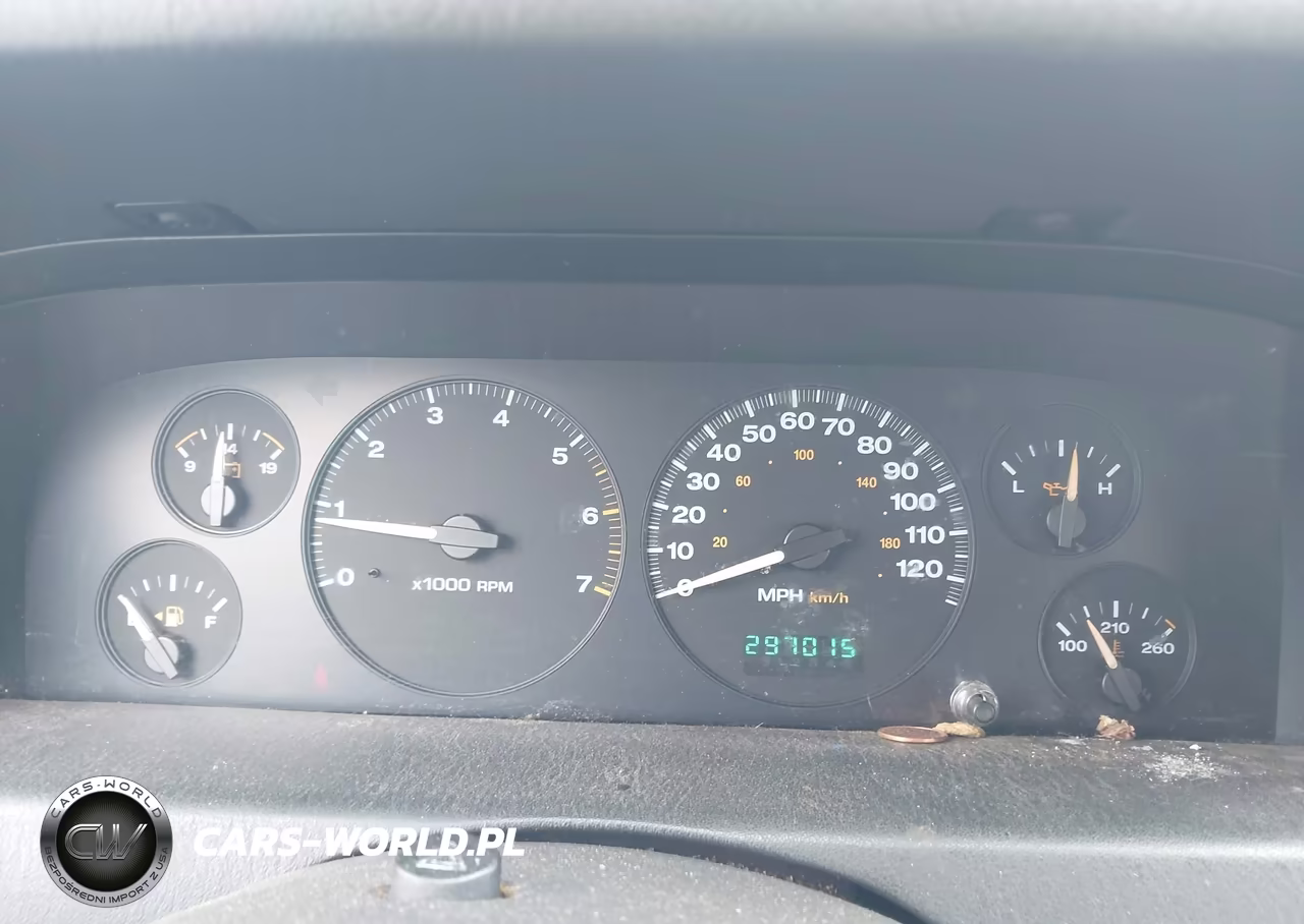 2004 Jeep Grand Cherokee Laredo VIN:1J4GX48S04C112643 - 7