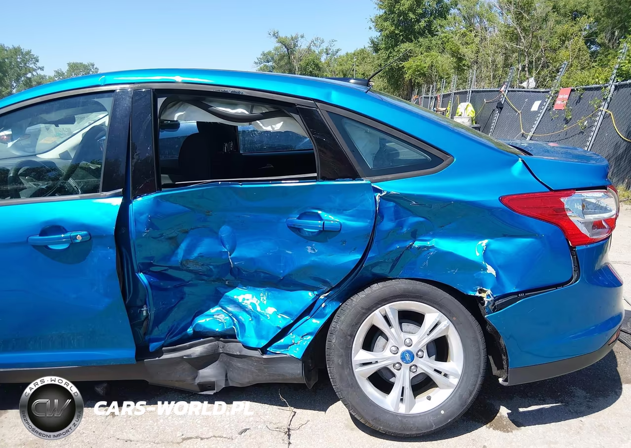 2013 Ford Focus Se VIN:1FADP3F23DL123762 - 6