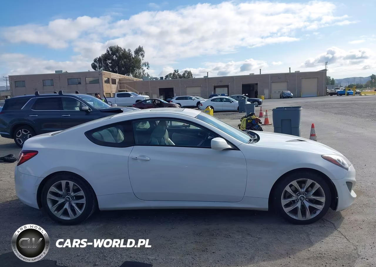 2013 Hyundai Genesis 2.0T Premium VIN:KMHHT6KD4DU103803 - 13