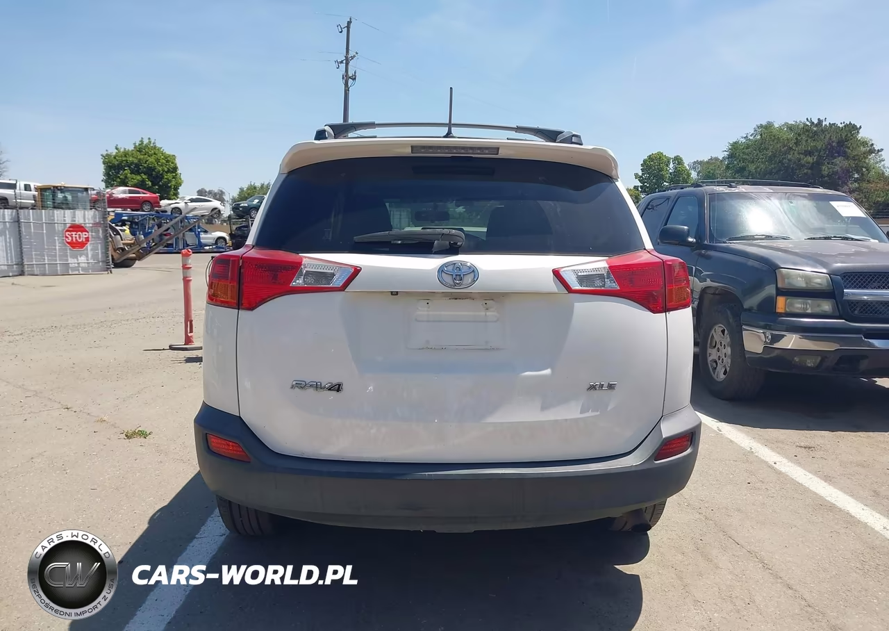 2014 Toyota Rav4 Xle VIN:JTMWFREV3EJ012937 - 16