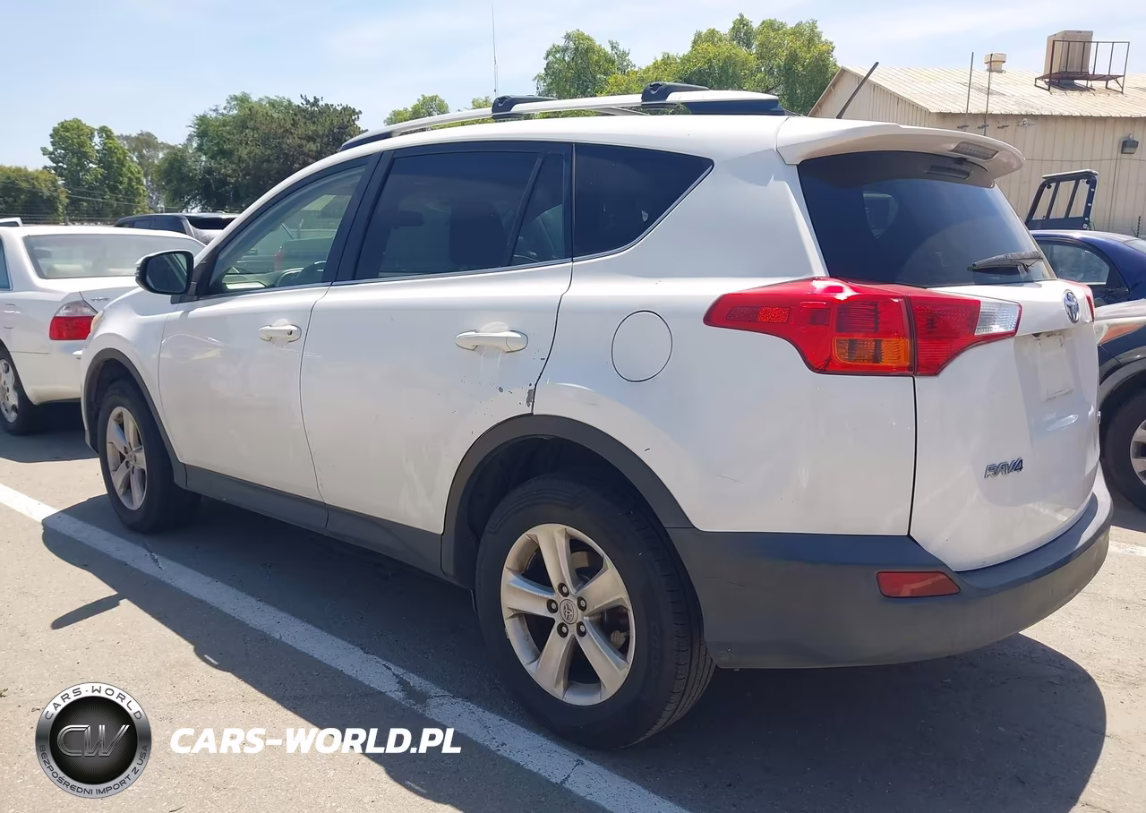2014 Toyota Rav4 Xle VIN:JTMWFREV3EJ012937 - 3