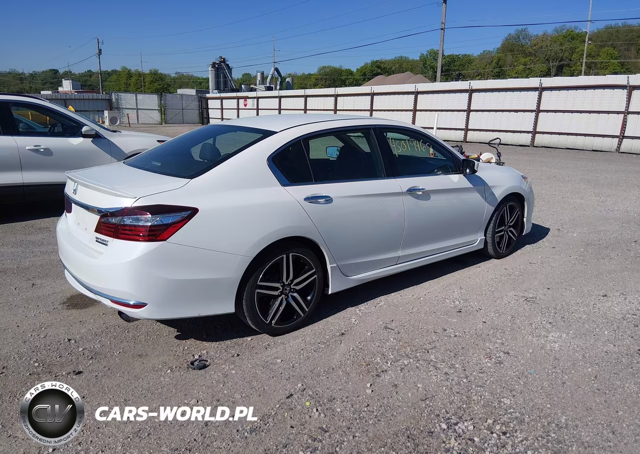 2017 Honda Accord Sport Se VIN:1HGCR2F16HA231345 - 4