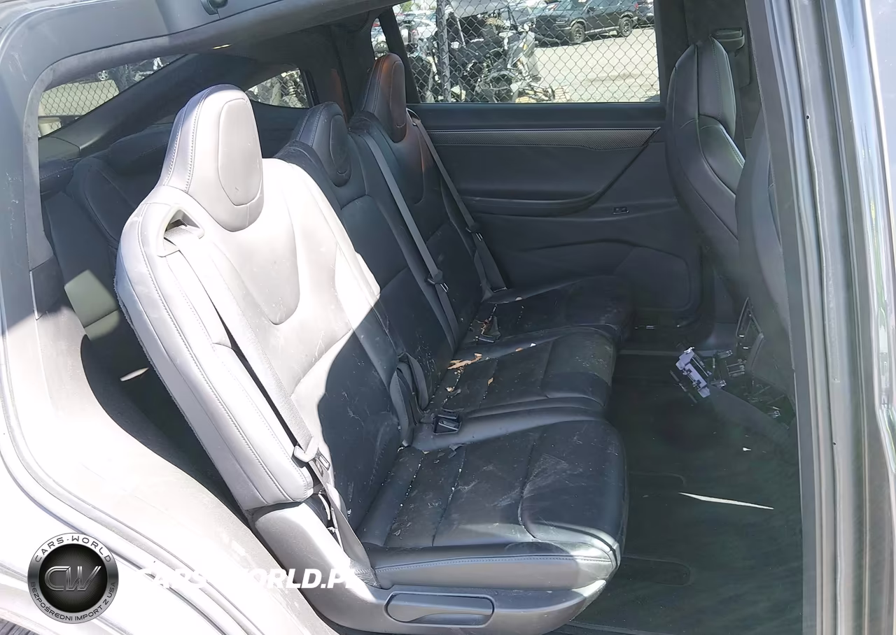 2018 Tesla Model X 100D-75D-P100D VIN:5YJXCAE25JF105108 - 8