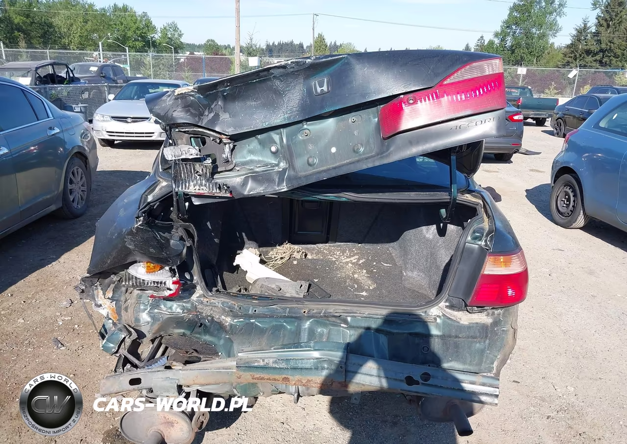 2000 Honda Accord 3.0 Ex VIN:1HGCG1655YA096376 - 17