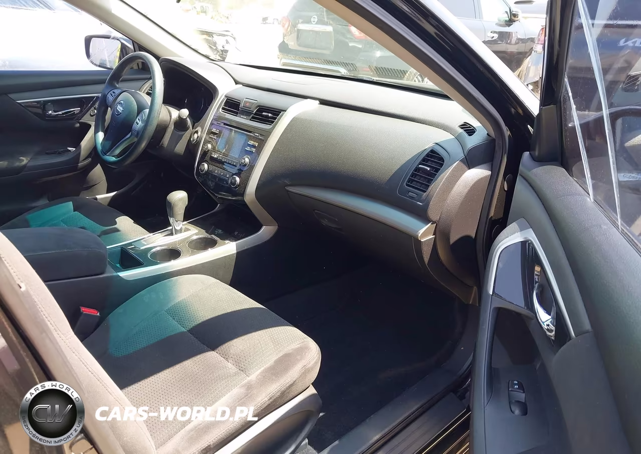 2014 Nissan Altima 2.5 S VIN:1N4AL3AP3EN230396 - 5