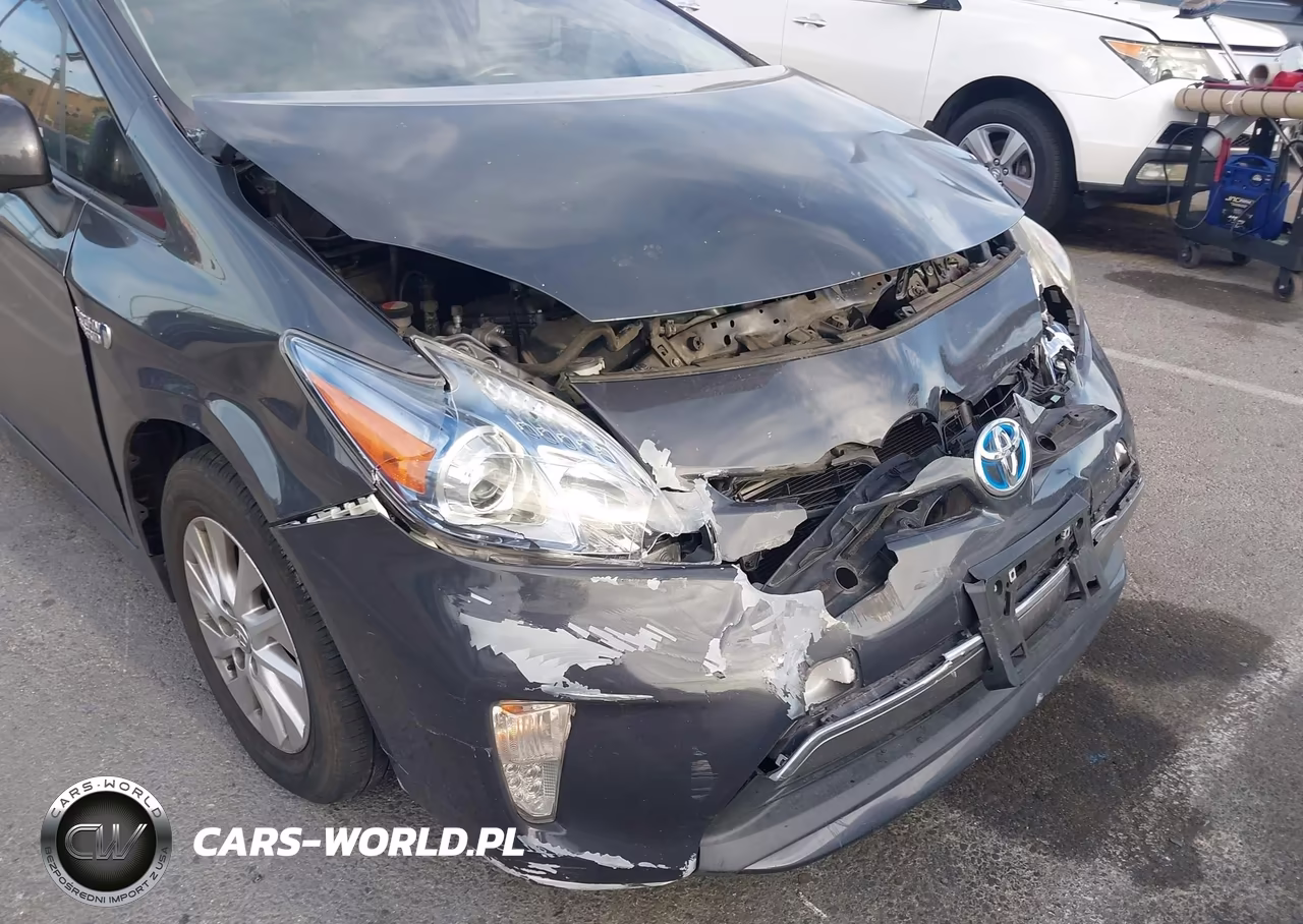 2015 Toyota Prius Plug-In VIN:JTDKN3DP2F3074739 - 17