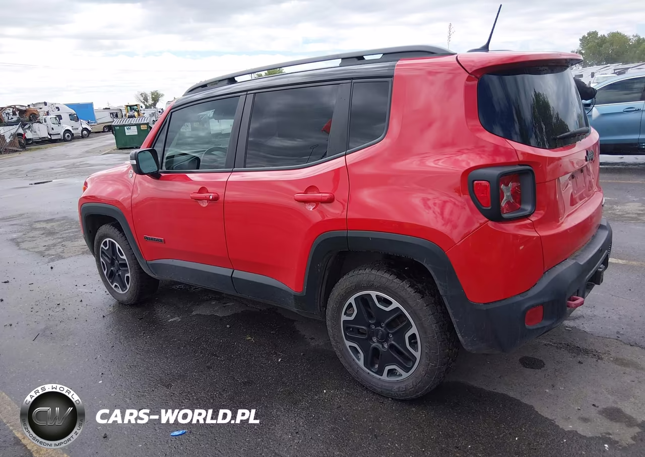 2015 Jeep Renegade Trailhawk VIN:ZACCJBCT2FPC33389 - 3