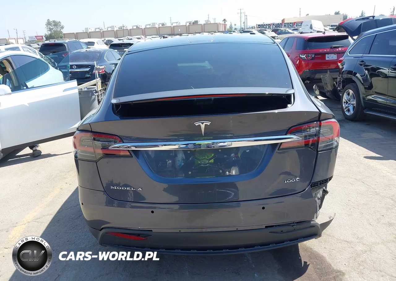 2018 Tesla Model X 100D-75D-P100D VIN:5YJXCBE24JF136002 - 15