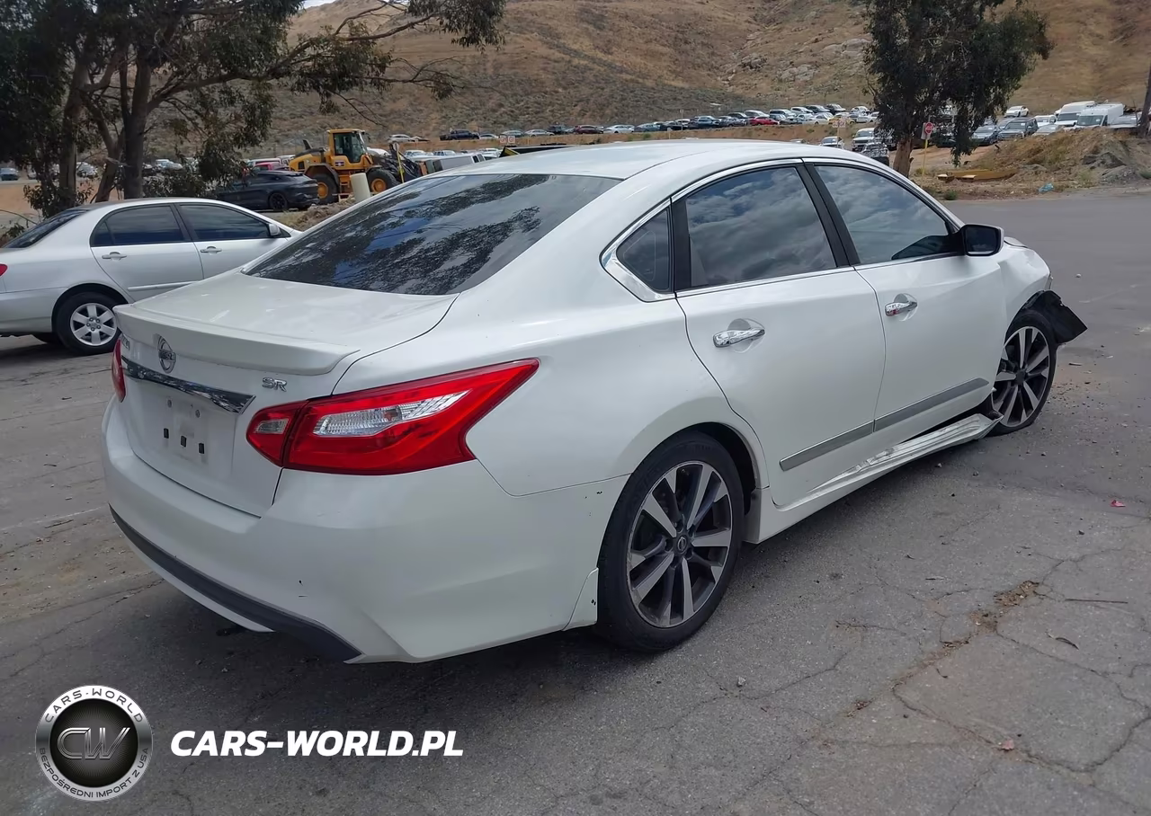 2016 Nissan Altima 2.5 Sr VIN:1N4AL3AP7GC112270 - 4