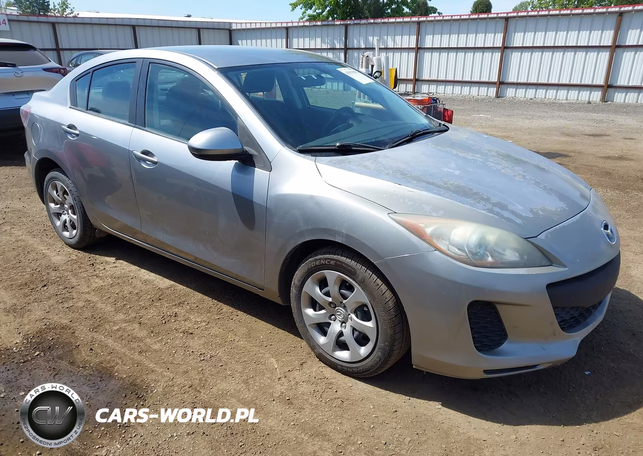 2013 Mazda Mazda3 I Sport
